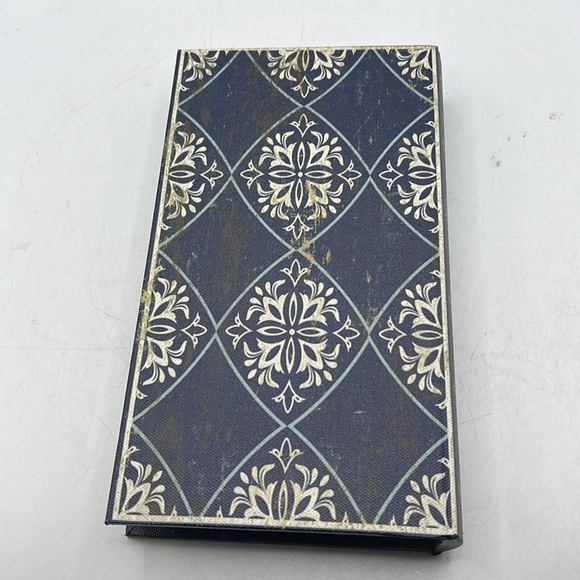 Retro Book Hidden Trinket Box Holder Case Decor - Picture 3 of 11